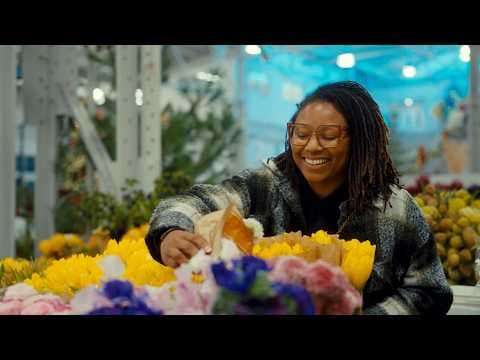 From Side Hustle to Soul Work: How One Florist Found Beauty Amid Chaos