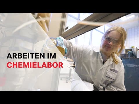 Arbeiten im Chemielabor bei LANXESS-Tochter Saltigo