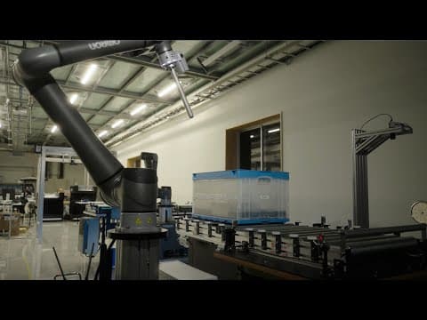 Private 5G in the smart factory: Mobile robotic arms and autonomous mobile robots