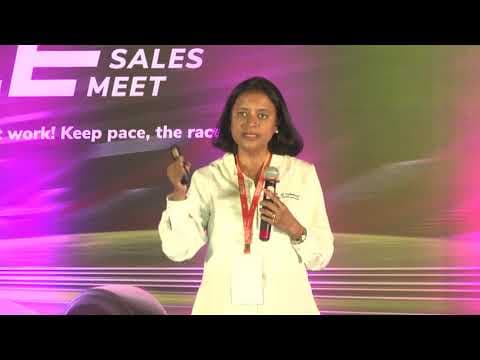 Amrita Gangotra speaking at the Global Sales Meet 2021 #HeadstartHuddle of 3i Infotech